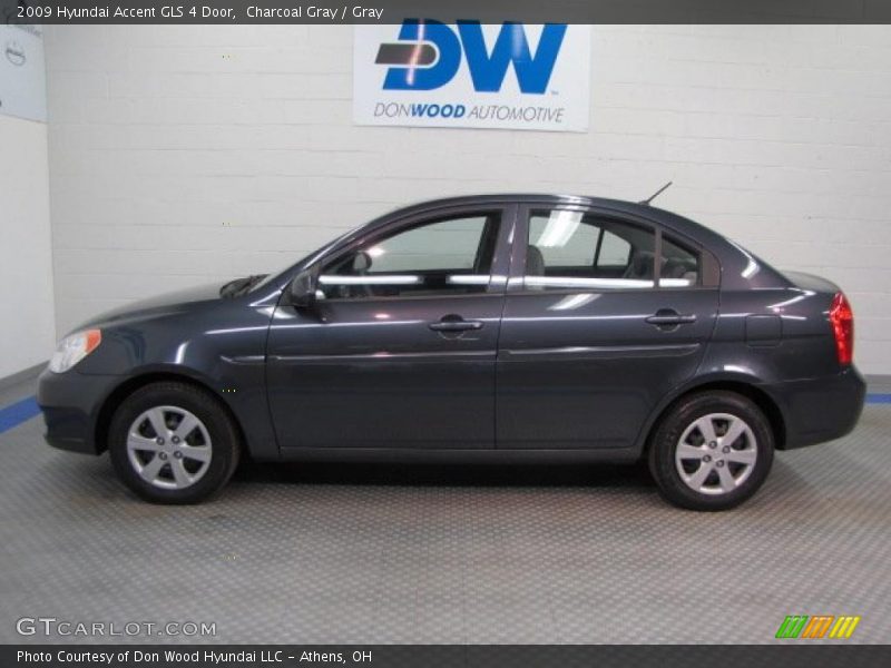 Charcoal Gray / Gray 2009 Hyundai Accent GLS 4 Door