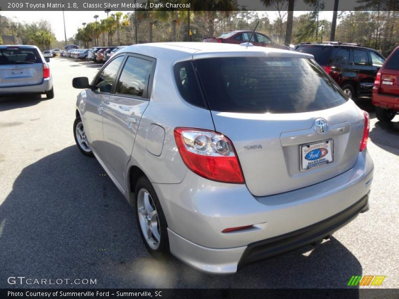 Classic Silver Metallic / Dark Charcoal 2009 Toyota Matrix 1.8