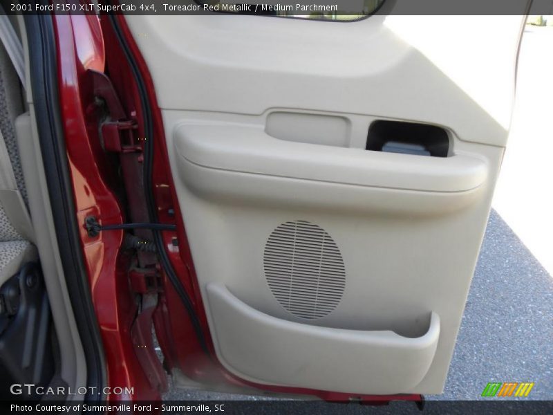 Toreador Red Metallic / Medium Parchment 2001 Ford F150 XLT SuperCab 4x4