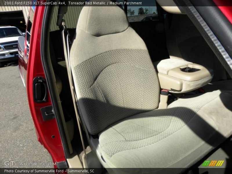 Toreador Red Metallic / Medium Parchment 2001 Ford F150 XLT SuperCab 4x4