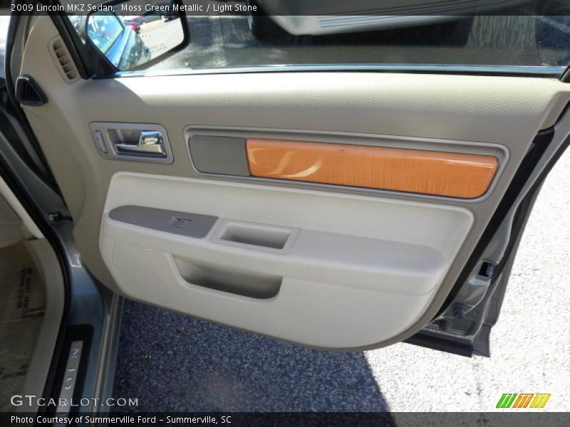 Moss Green Metallic / Light Stone 2009 Lincoln MKZ Sedan