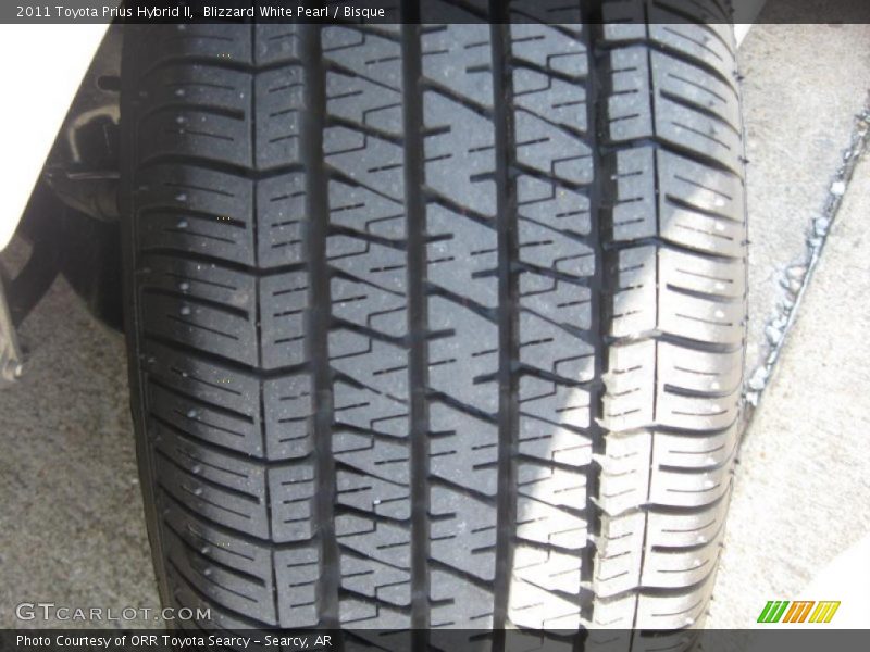 Blizzard White Pearl / Bisque 2011 Toyota Prius Hybrid II