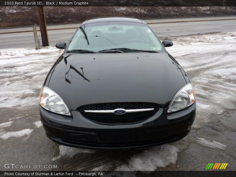 Black / Medium Graphite 2003 Ford Taurus SES