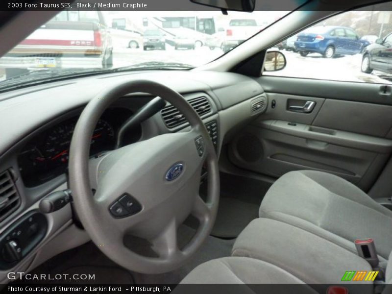 Black / Medium Graphite 2003 Ford Taurus SES