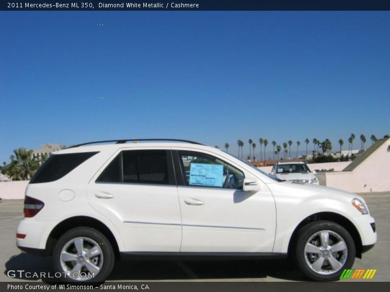 Diamond White Metallic / Cashmere 2011 Mercedes-Benz ML 350