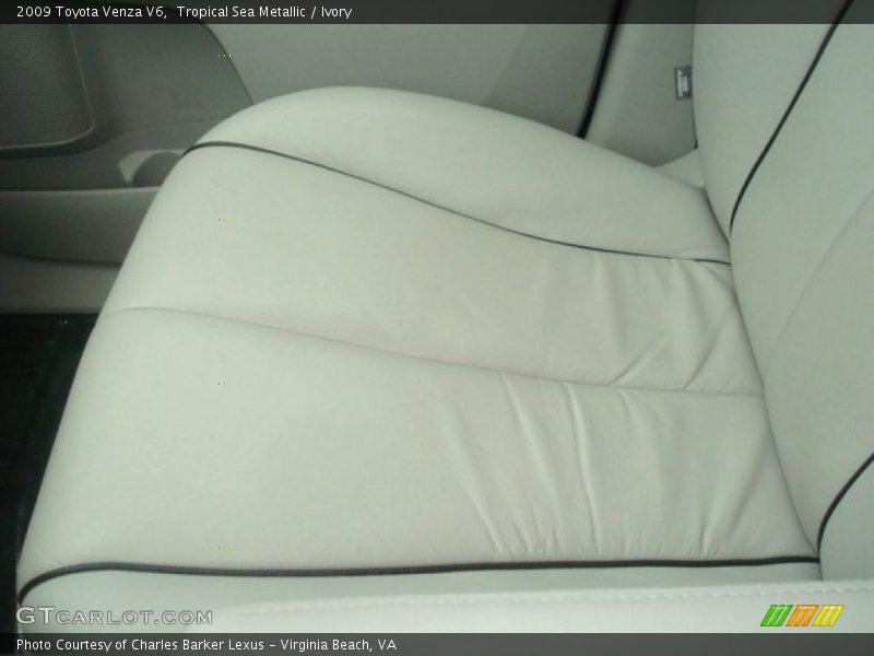 Tropical Sea Metallic / Ivory 2009 Toyota Venza V6