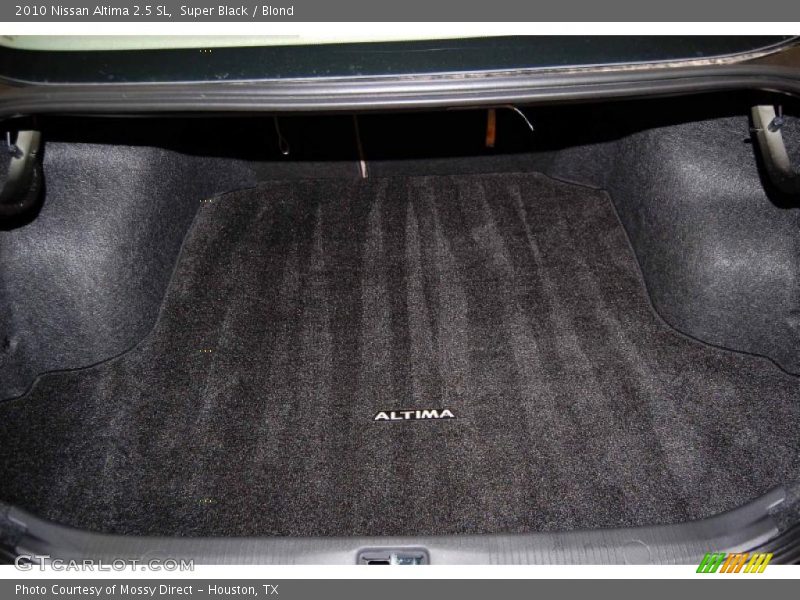 Super Black / Blond 2010 Nissan Altima 2.5 SL