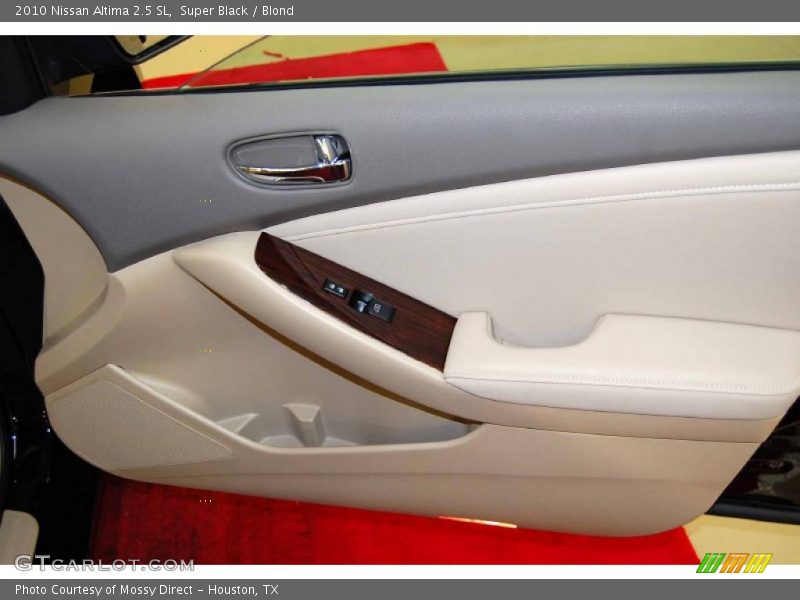 Super Black / Blond 2010 Nissan Altima 2.5 SL