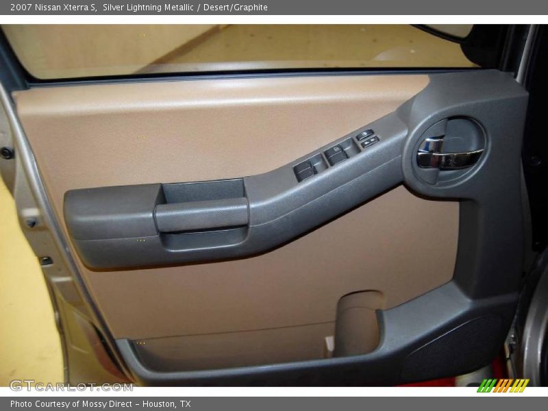 Silver Lightning Metallic / Desert/Graphite 2007 Nissan Xterra S