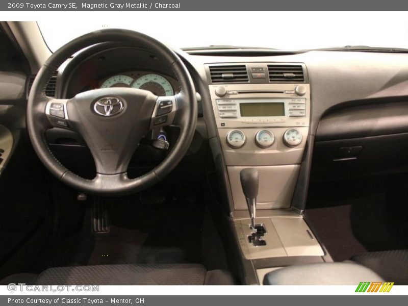 Magnetic Gray Metallic / Charcoal 2009 Toyota Camry SE