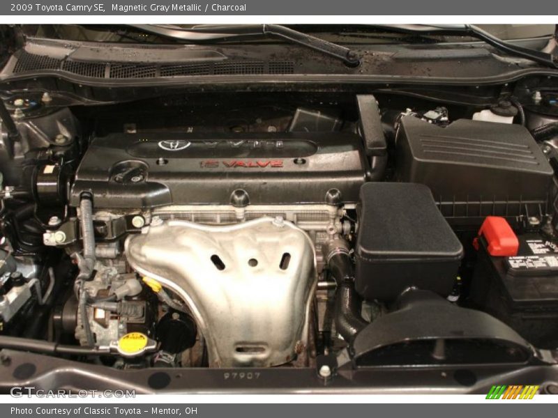Magnetic Gray Metallic / Charcoal 2009 Toyota Camry SE