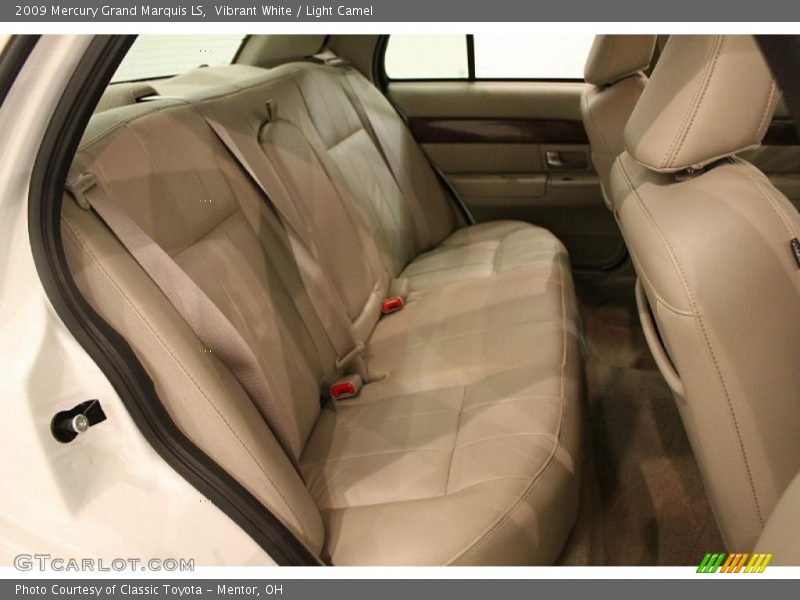 Vibrant White / Light Camel 2009 Mercury Grand Marquis LS