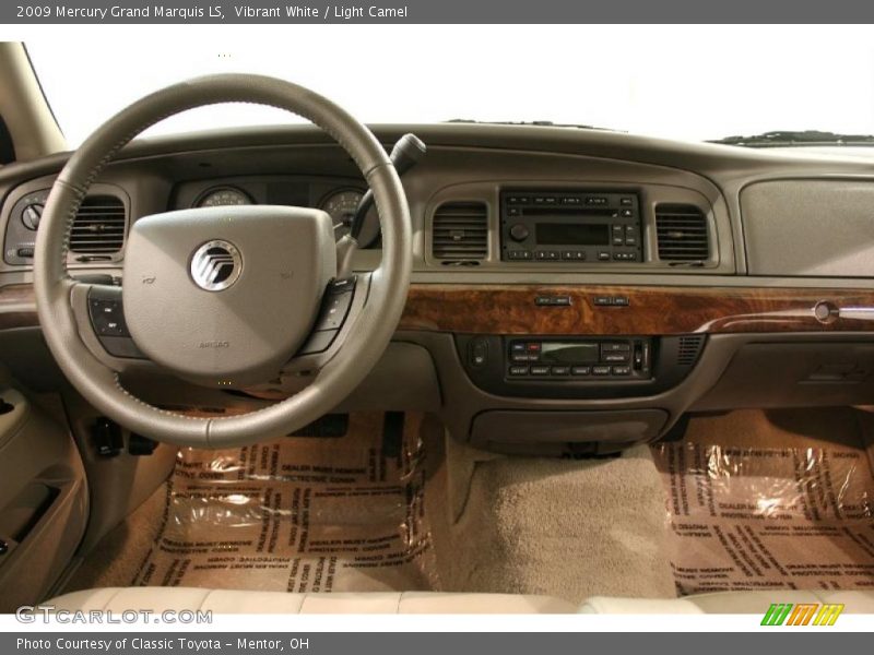 Vibrant White / Light Camel 2009 Mercury Grand Marquis LS