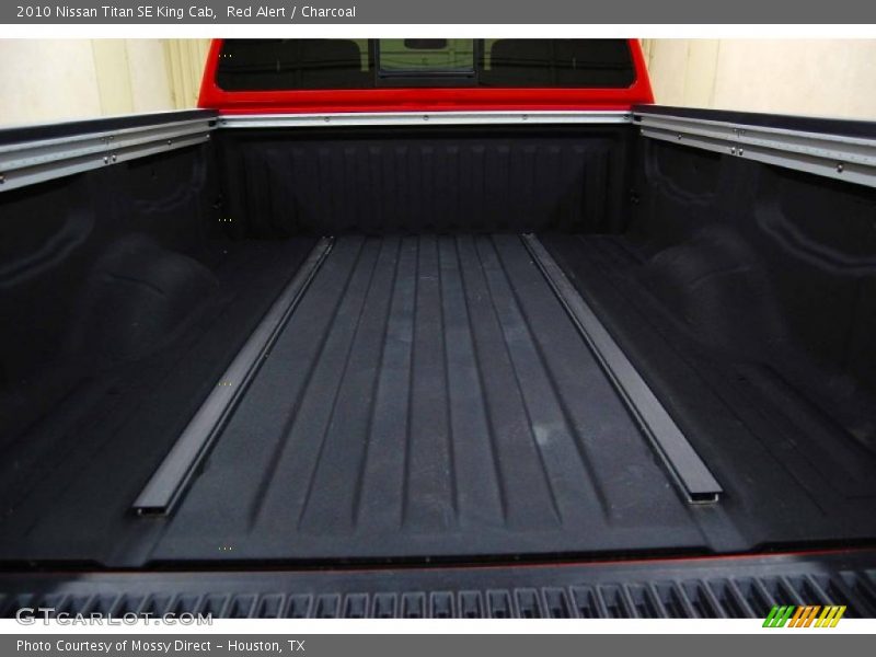 Red Alert / Charcoal 2010 Nissan Titan SE King Cab