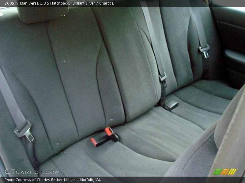 Brillant Silver / Charcoal 2009 Nissan Versa 1.8 S Hatchback