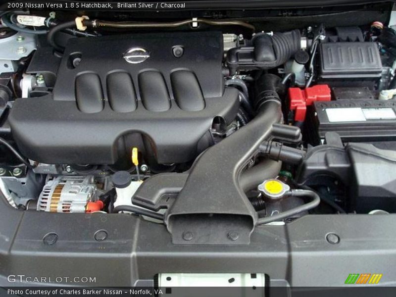 Brillant Silver / Charcoal 2009 Nissan Versa 1.8 S Hatchback