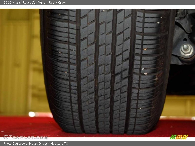Venom Red / Gray 2010 Nissan Rogue SL
