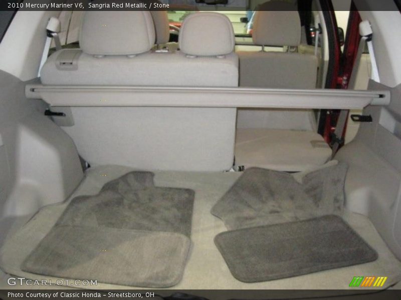  2010 Mariner V6 Trunk