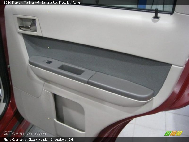 Door Panel of 2010 Mariner V6