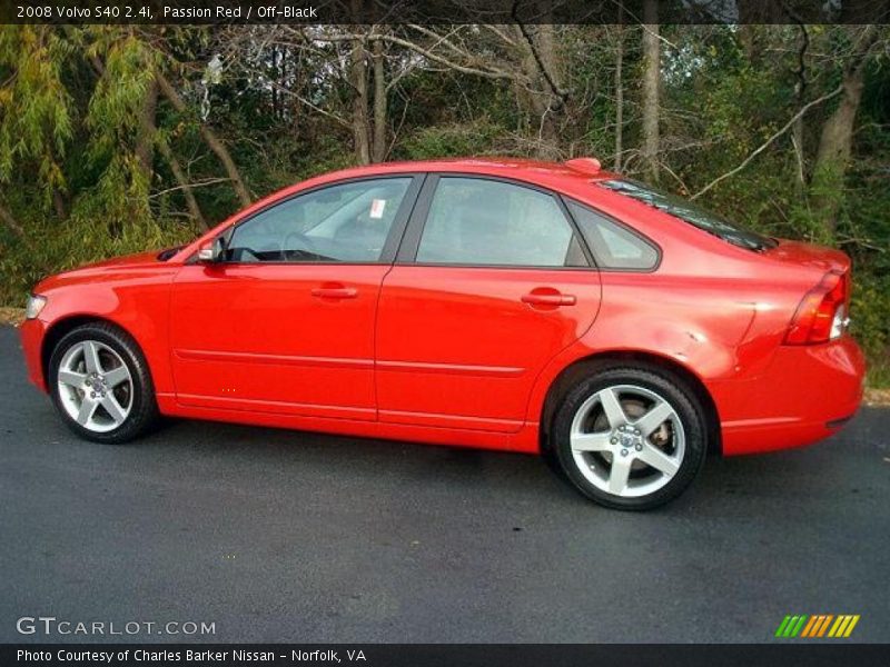 Passion Red / Off-Black 2008 Volvo S40 2.4i
