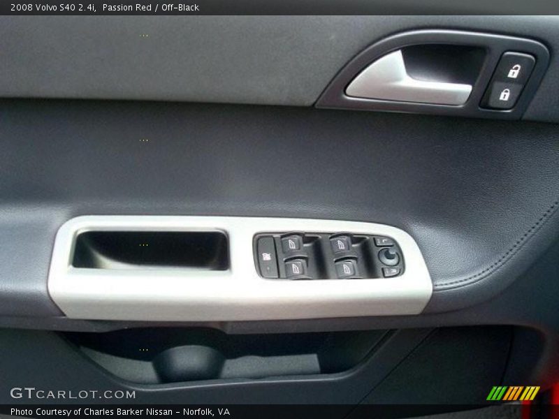 Passion Red / Off-Black 2008 Volvo S40 2.4i
