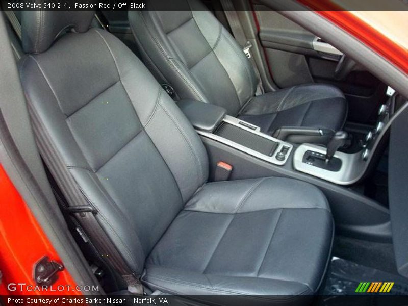Passion Red / Off-Black 2008 Volvo S40 2.4i