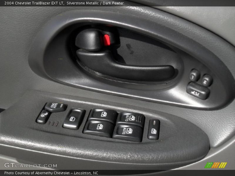 Silverstone Metallic / Dark Pewter 2004 Chevrolet TrailBlazer EXT LT