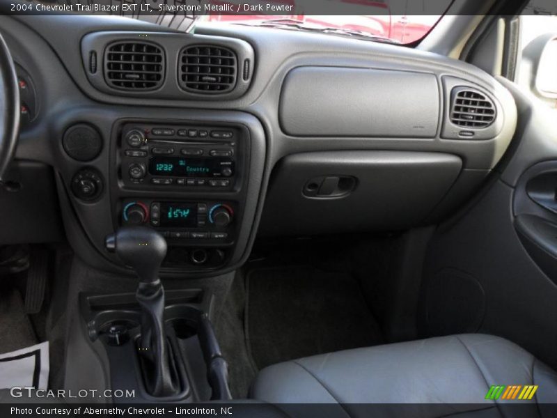 Silverstone Metallic / Dark Pewter 2004 Chevrolet TrailBlazer EXT LT