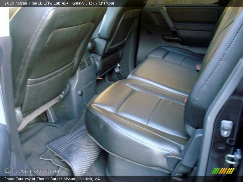  2010 Titan LE Crew Cab 4x4 Charcoal Interior