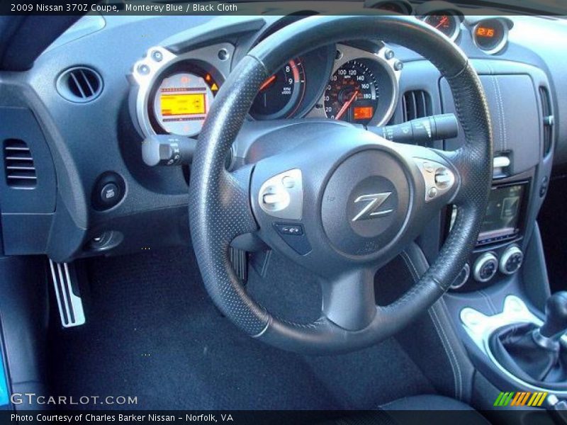 Dashboard of 2009 370Z Coupe