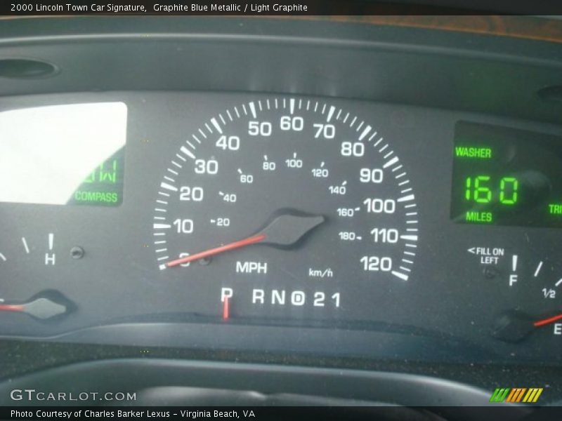 Graphite Blue Metallic / Light Graphite 2000 Lincoln Town Car Signature