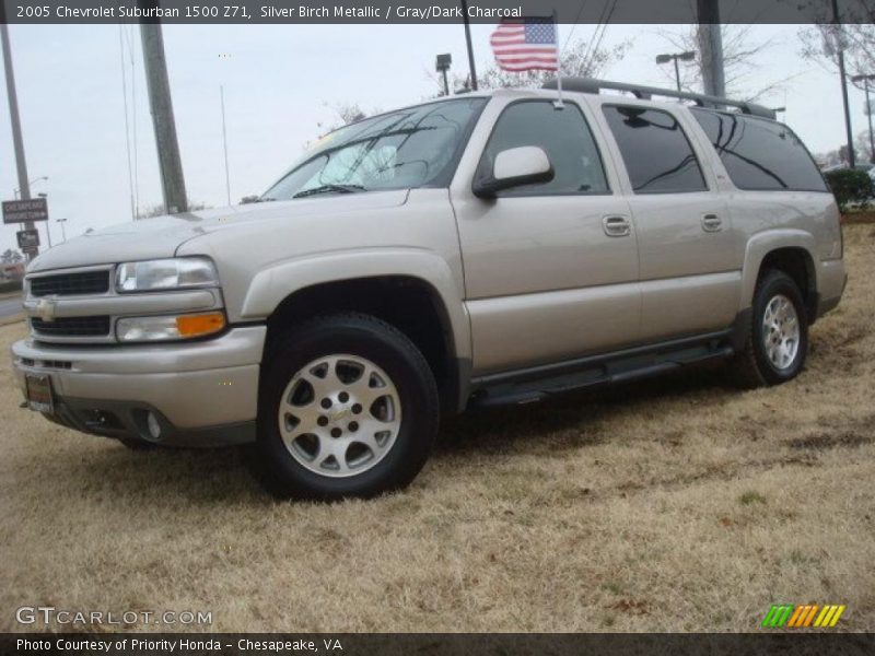 Silver Birch Metallic / Gray/Dark Charcoal 2005 Chevrolet Suburban 1500 Z71