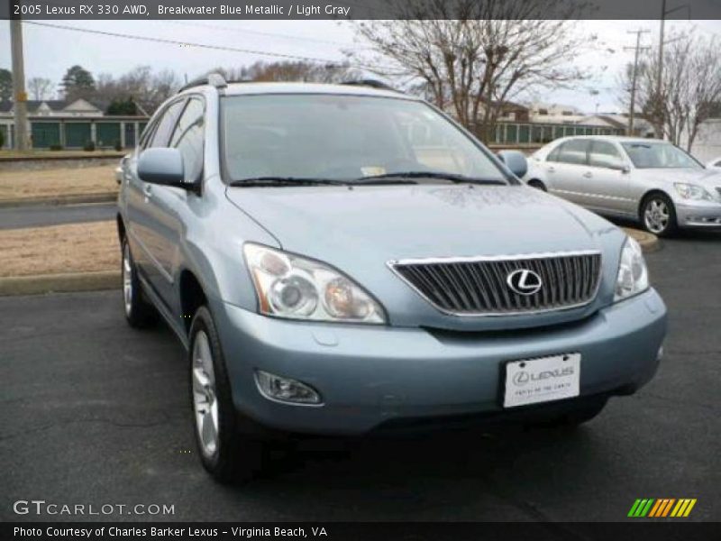 Front 3/4 View of 2005 RX 330 AWD