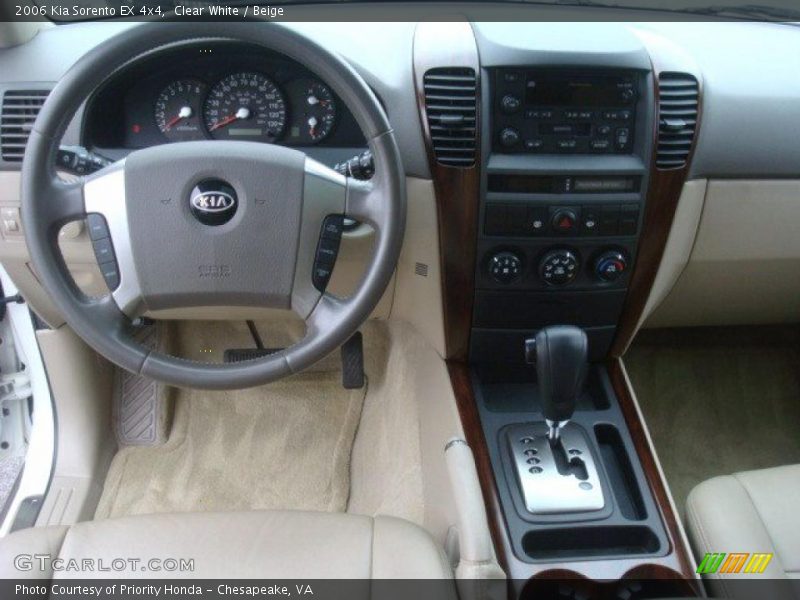 Dashboard of 2006 Sorento EX 4x4