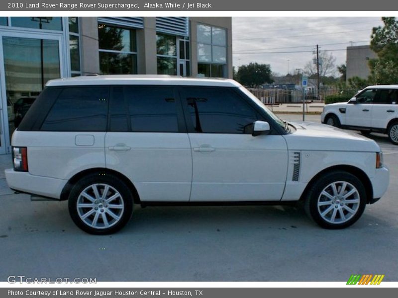 Alaska White / Jet Black 2010 Land Rover Range Rover Supercharged