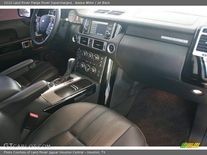 Alaska White / Jet Black 2010 Land Rover Range Rover Supercharged