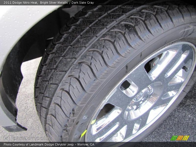Bright Silver Metallic / Dark Slate Gray 2011 Dodge Nitro Heat
