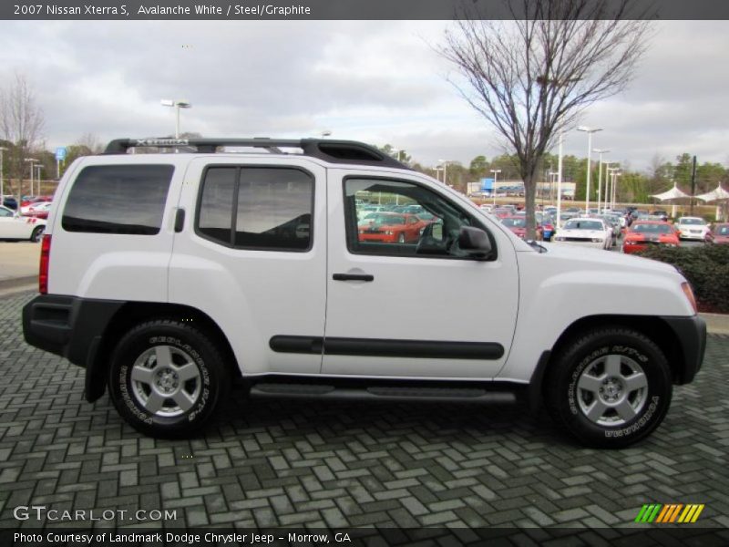 Avalanche White / Steel/Graphite 2007 Nissan Xterra S