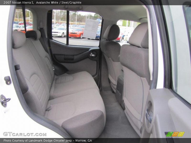 Avalanche White / Steel/Graphite 2007 Nissan Xterra S