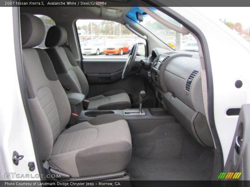 Avalanche White / Steel/Graphite 2007 Nissan Xterra S