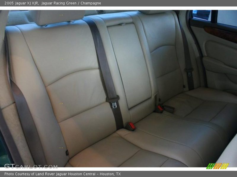 Jaguar Racing Green / Champagne 2005 Jaguar XJ XJR