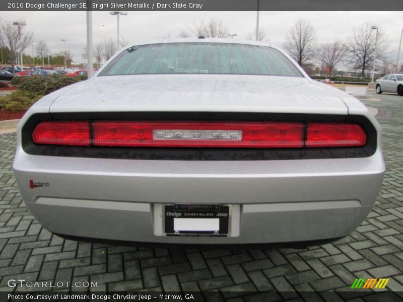 Bright Silver Metallic / Dark Slate Gray 2010 Dodge Challenger SE