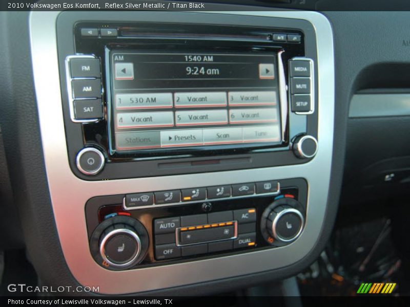 Reflex Silver Metallic / Titan Black 2010 Volkswagen Eos Komfort