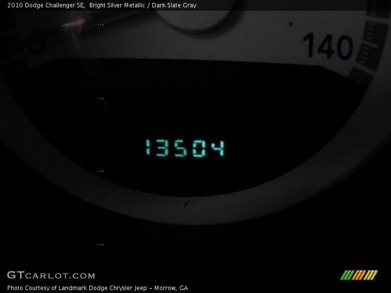 Bright Silver Metallic / Dark Slate Gray 2010 Dodge Challenger SE