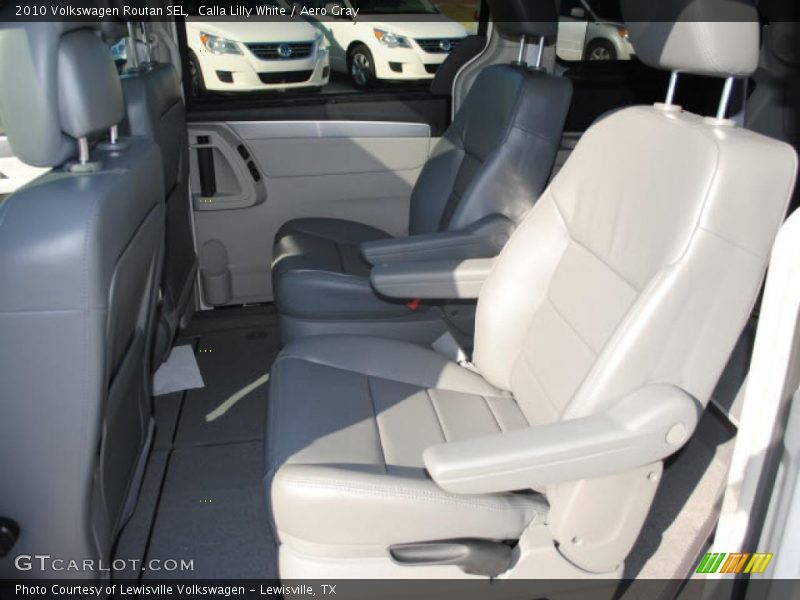 Calla Lilly White / Aero Gray 2010 Volkswagen Routan SEL