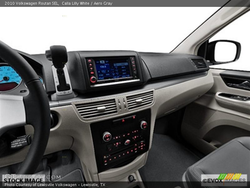 Calla Lilly White / Aero Gray 2010 Volkswagen Routan SEL
