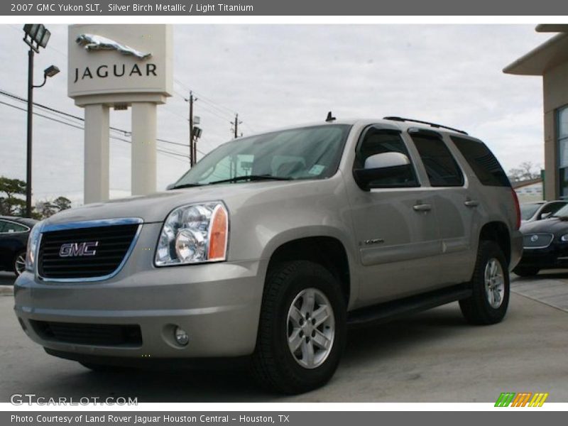 Silver Birch Metallic / Light Titanium 2007 GMC Yukon SLT