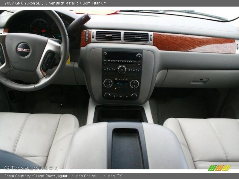 Silver Birch Metallic / Light Titanium 2007 GMC Yukon SLT