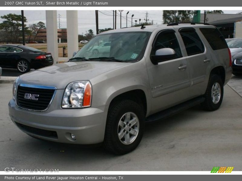 Silver Birch Metallic / Light Titanium 2007 GMC Yukon SLT