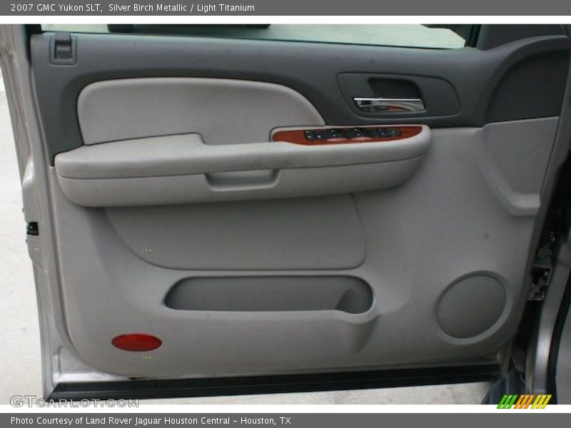 Silver Birch Metallic / Light Titanium 2007 GMC Yukon SLT
